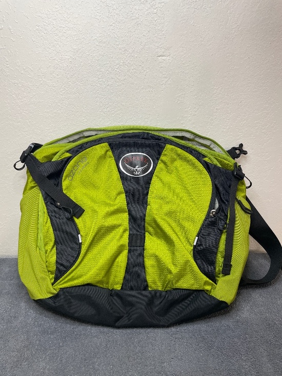 Osprey Ozone Courier Bag Green Laptop Messenger Bag Travel Business Carry-on
